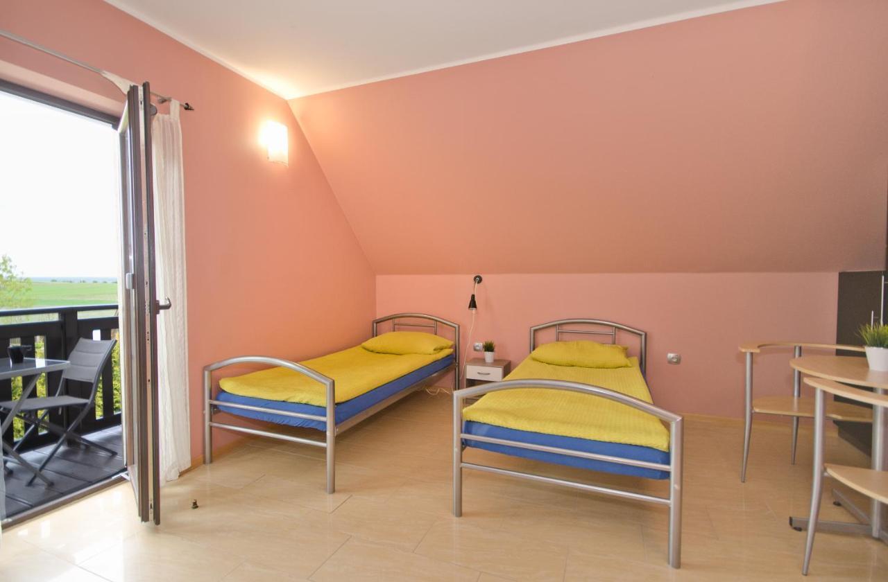 Hotel Pod Strzecha Ujście-Darłowskie Exterior foto